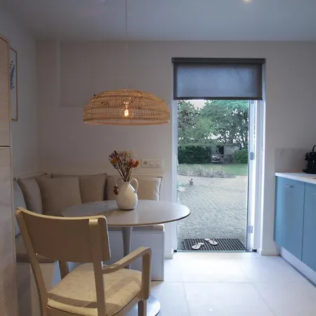 Apartment Het Rooversnest Riel
